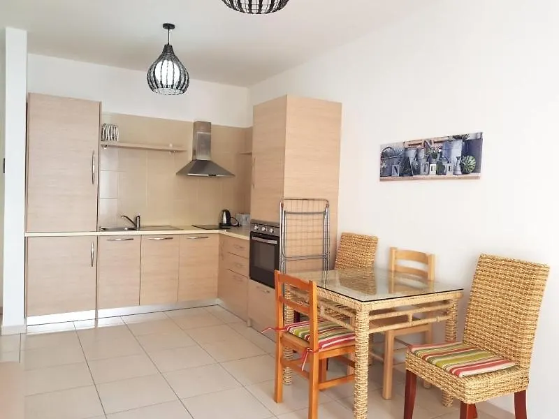 Appartamento Coastal Cozy Sarandë 0*,